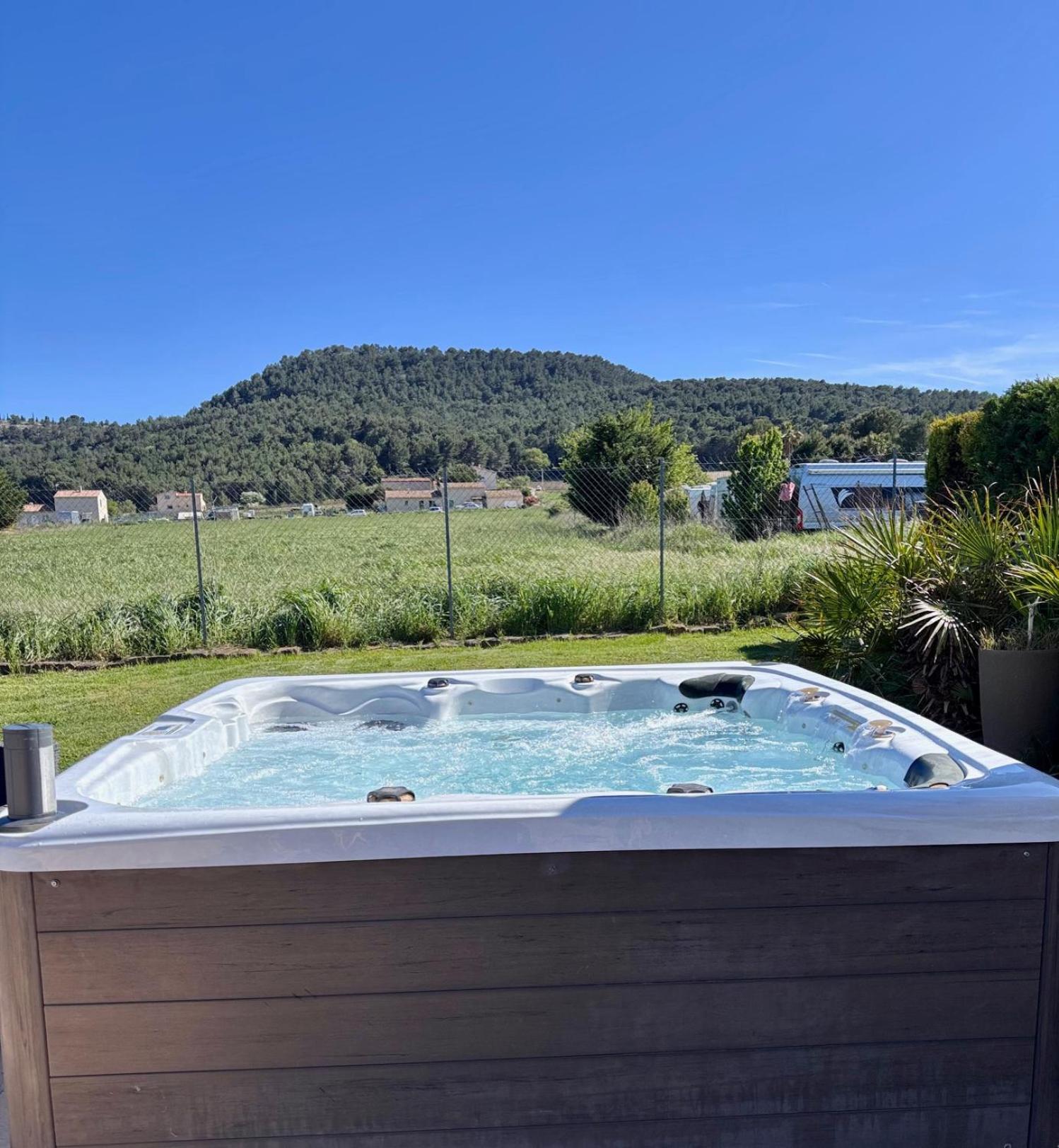 Appart. 4 Pers A 6 Kms De Cassis Avec Acces Piscine Roquefort-la-Bédoule Kültér fotó