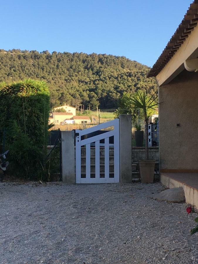 Appart. 4 Pers A 6 Kms De Cassis Avec Acces Piscine Roquefort-la-Bédoule Kültér fotó